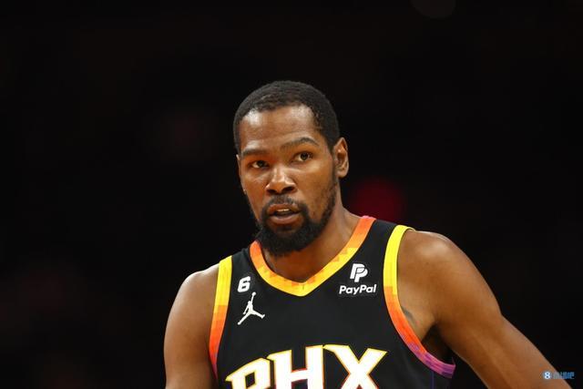 巨星迈克尔 巨星迈克尔