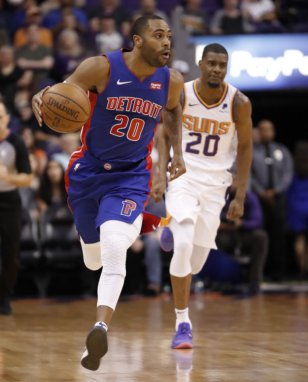 而球迷们也 而球迷们也